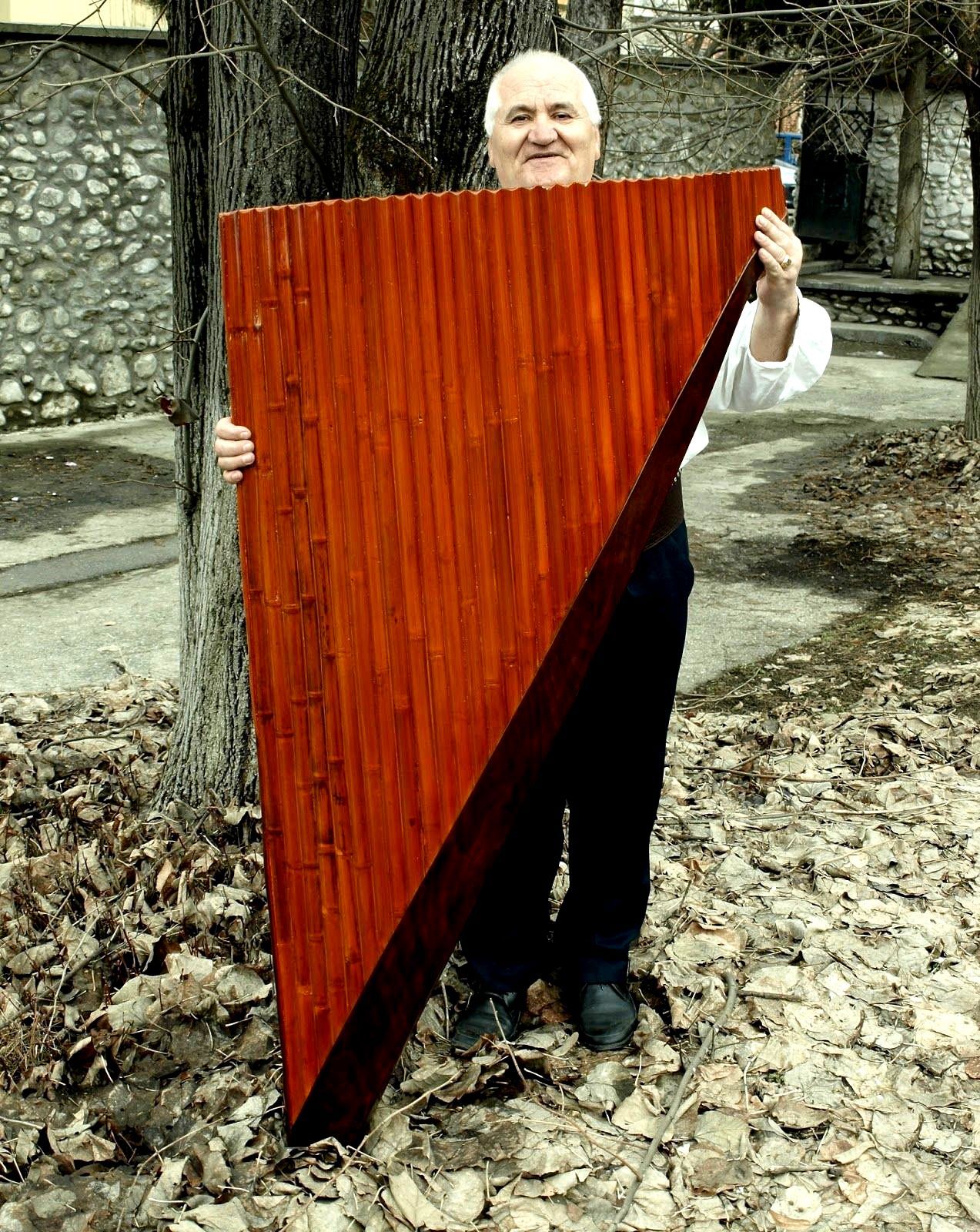 World's Largest Pan Flute, world record set by Ştefan Popescu