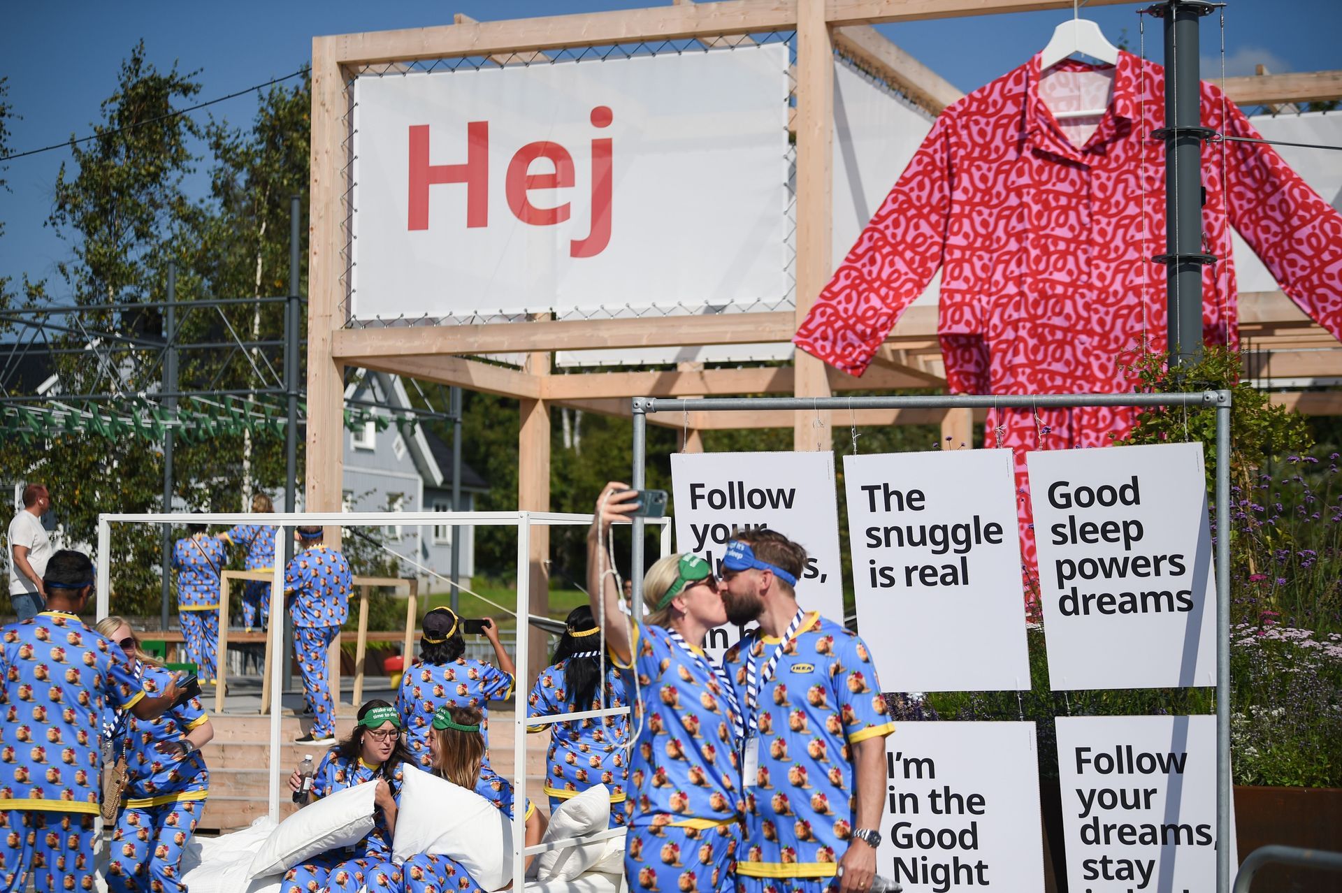 Largest gathering of people wearing two-piece pyjamas, IKEA sets world record