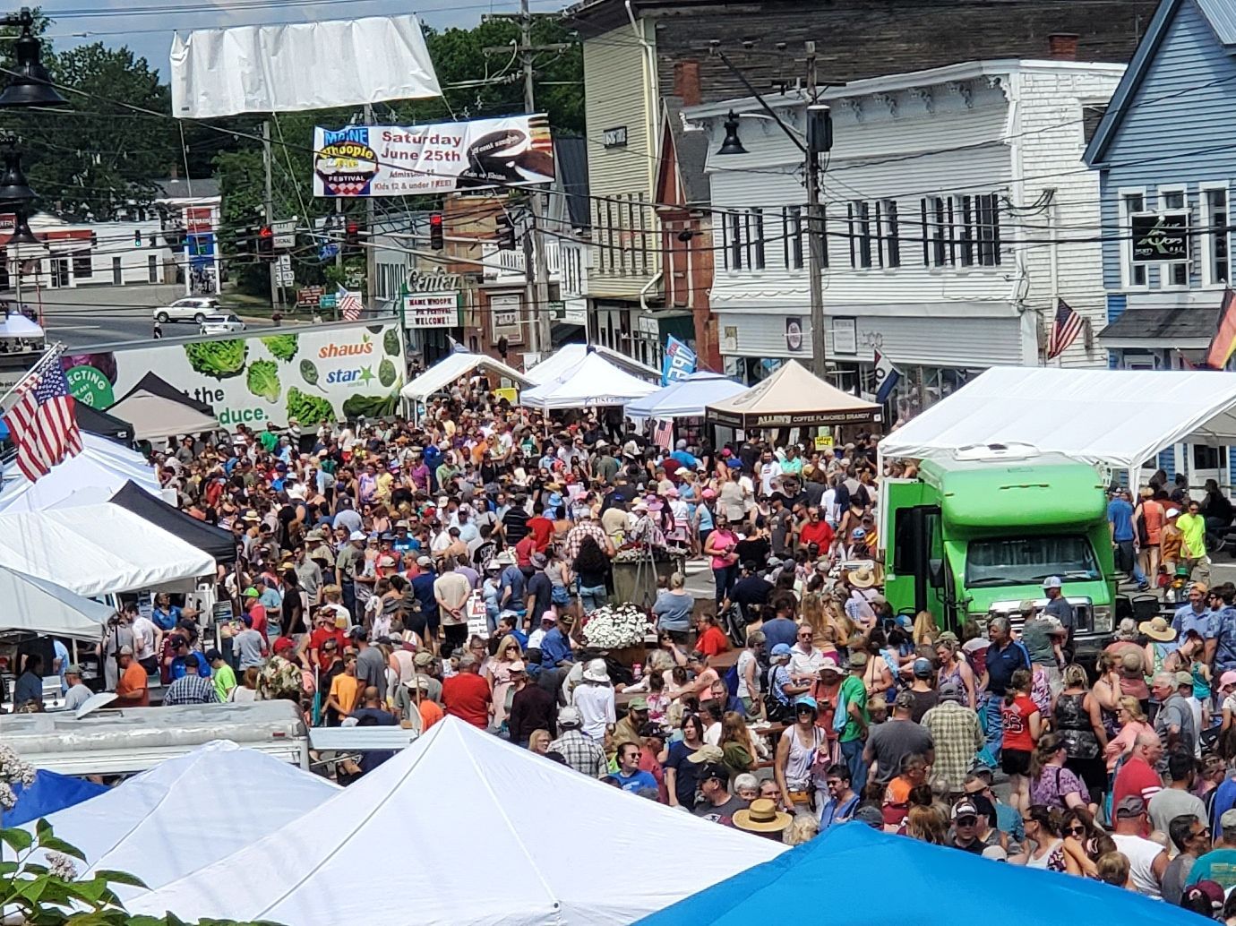 Longest line of whoopie pies, world record in Portland, Maine, United States