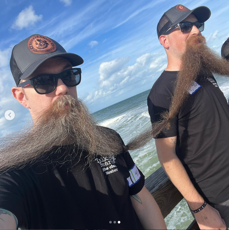 Longest beard chain, world record in Daytona Beach, Florida
