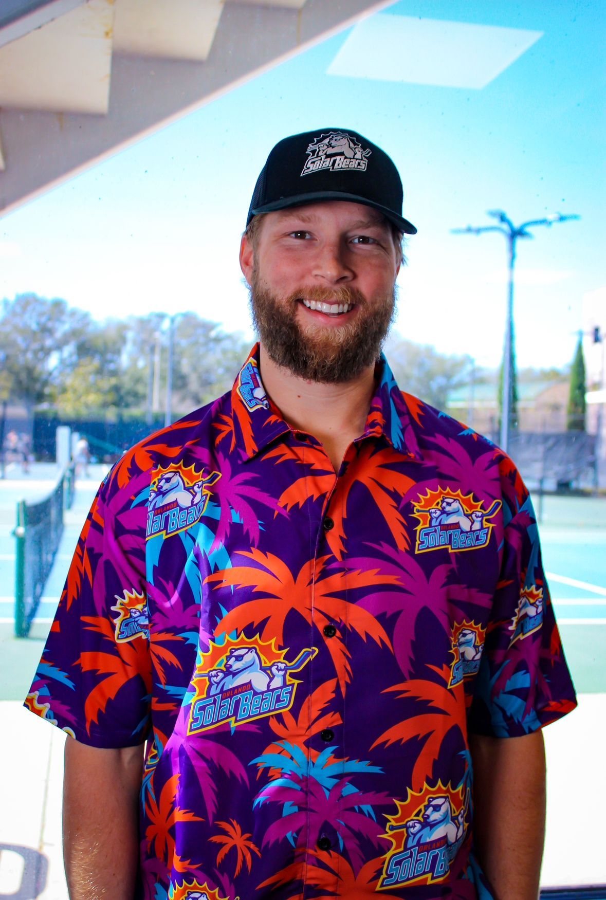 Largest gathering of people wearing aloha shirts, world record set in Orlando, Florida
