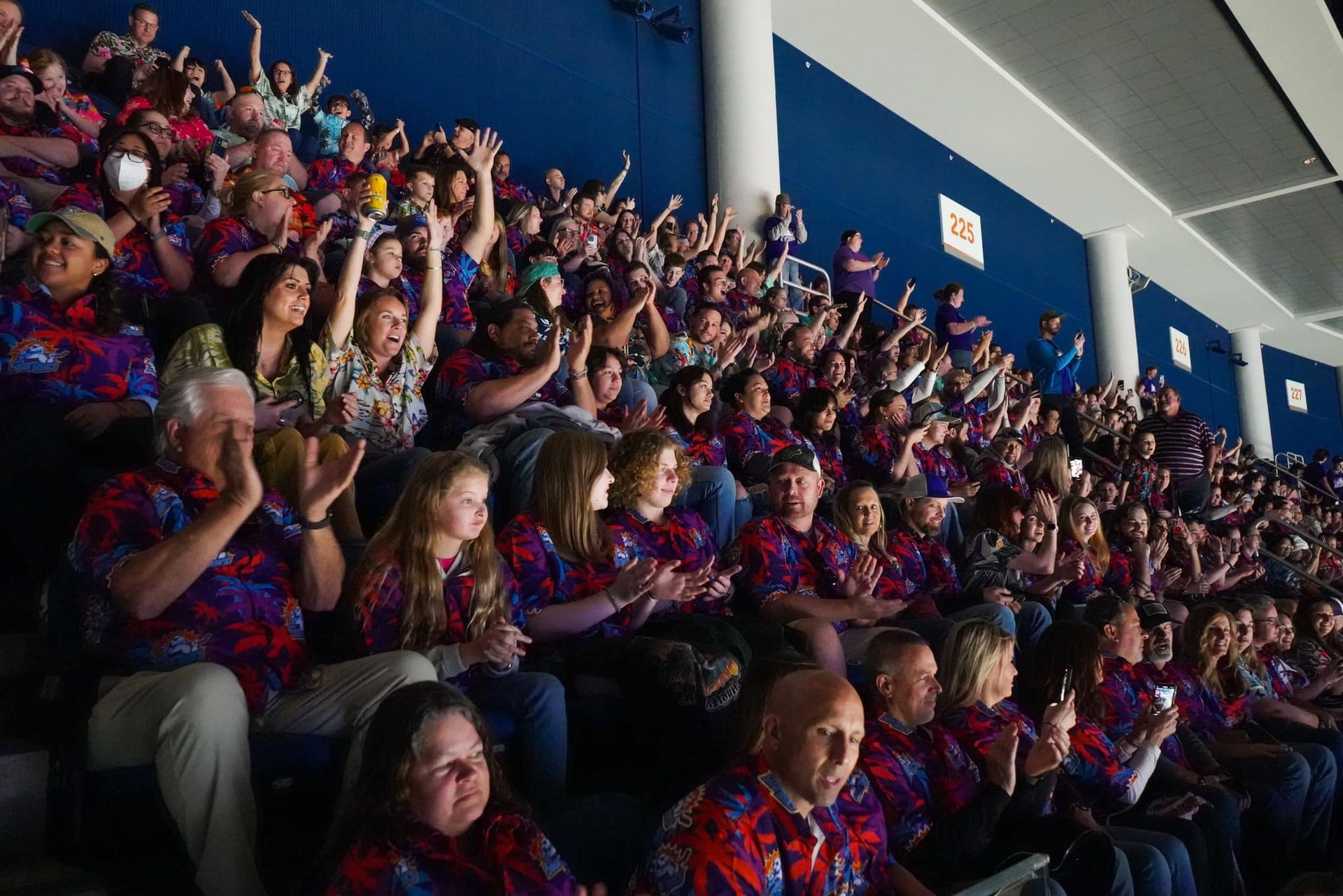 Largest gathering of people wearing aloha shirts, world record set in Orlando, Florida
