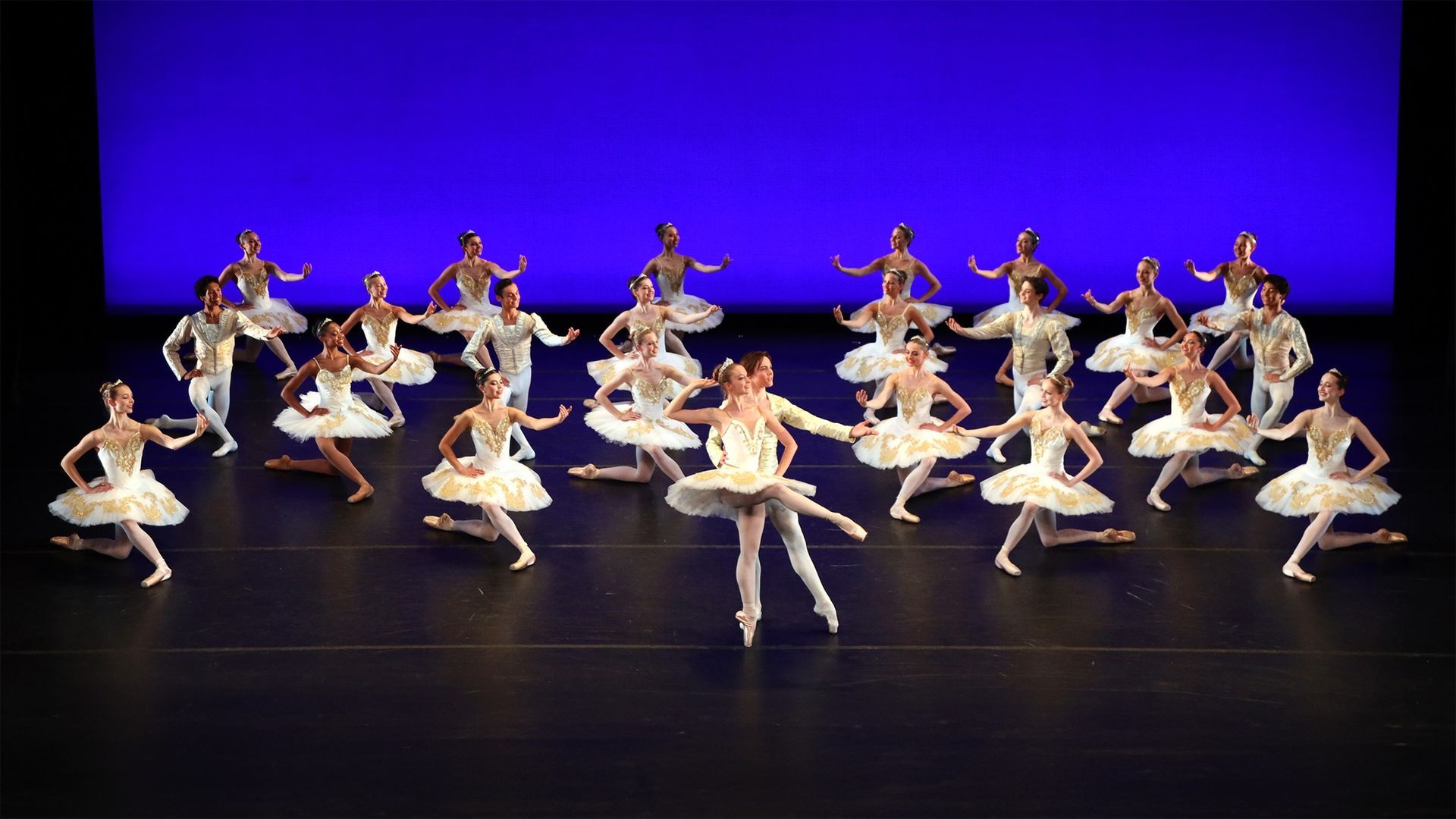 Most ballet dancers en pointe simultaneously, world record in New York, USA