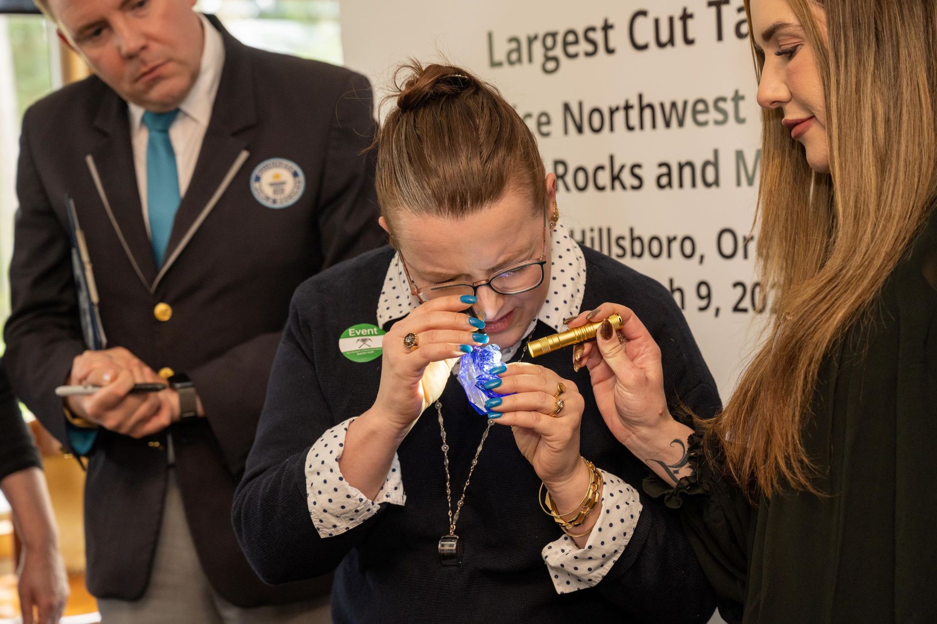 World’s Largest cut Tanzanite, world record set in Hillsboro, Oregon