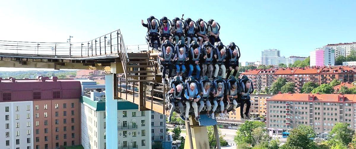 Highest average age for a roller coaster ride, world record set in Gothenburg, Sweden