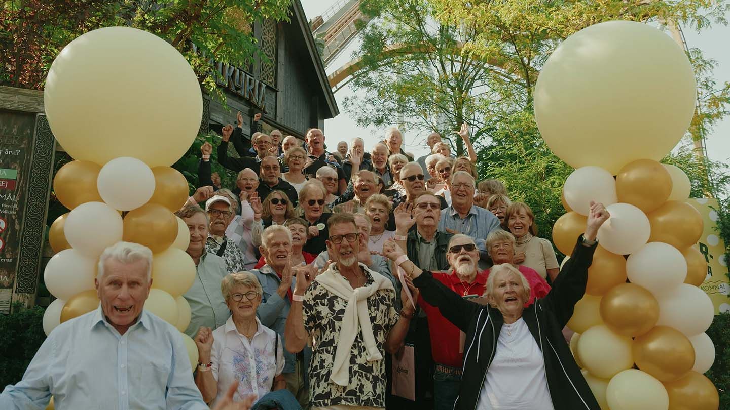 Highest average age for a roller coaster ride, world record set in Gothenburg, Sweden
