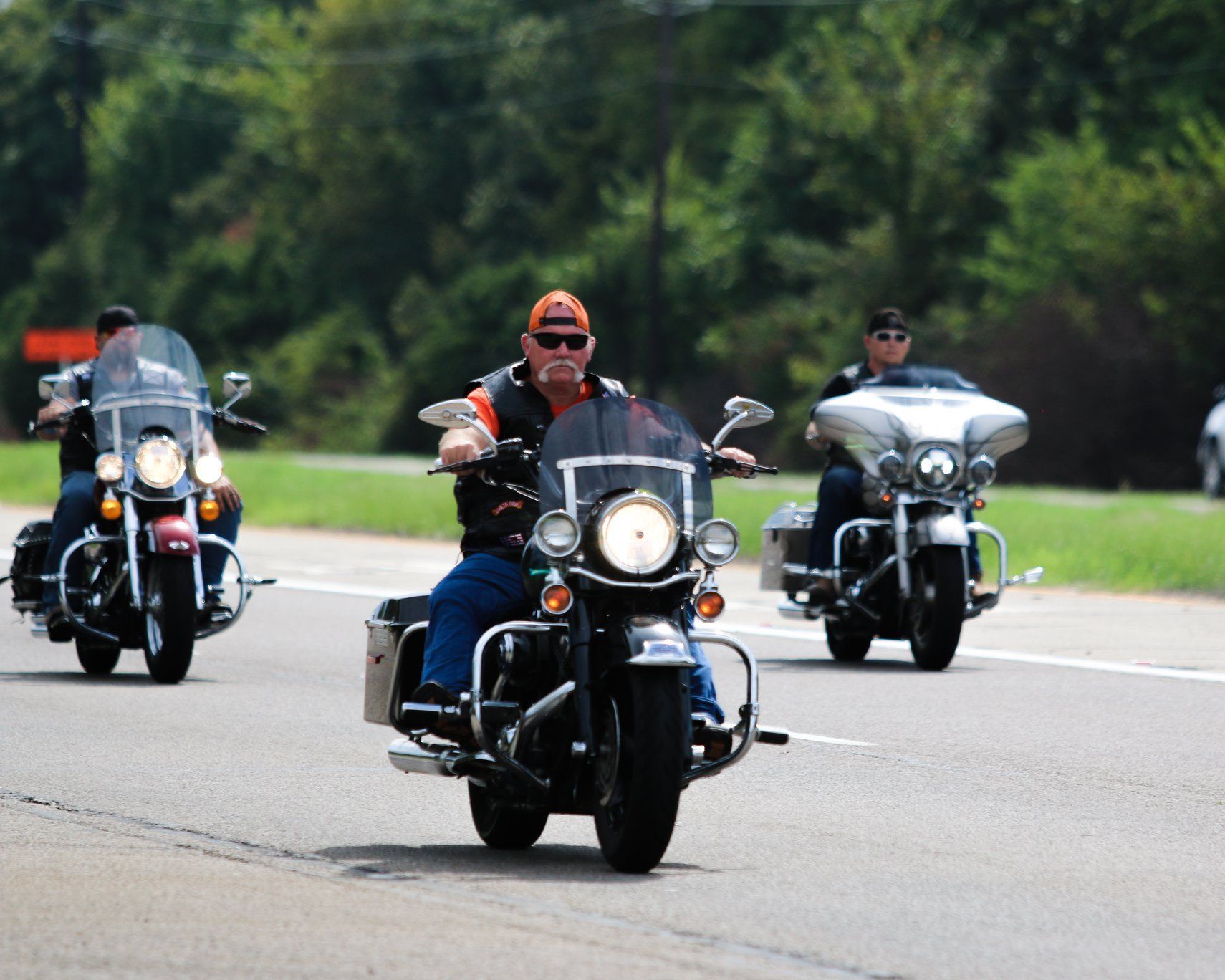 Largest parade of Harley Davidson motorcycles, world record set in Paris, Texas