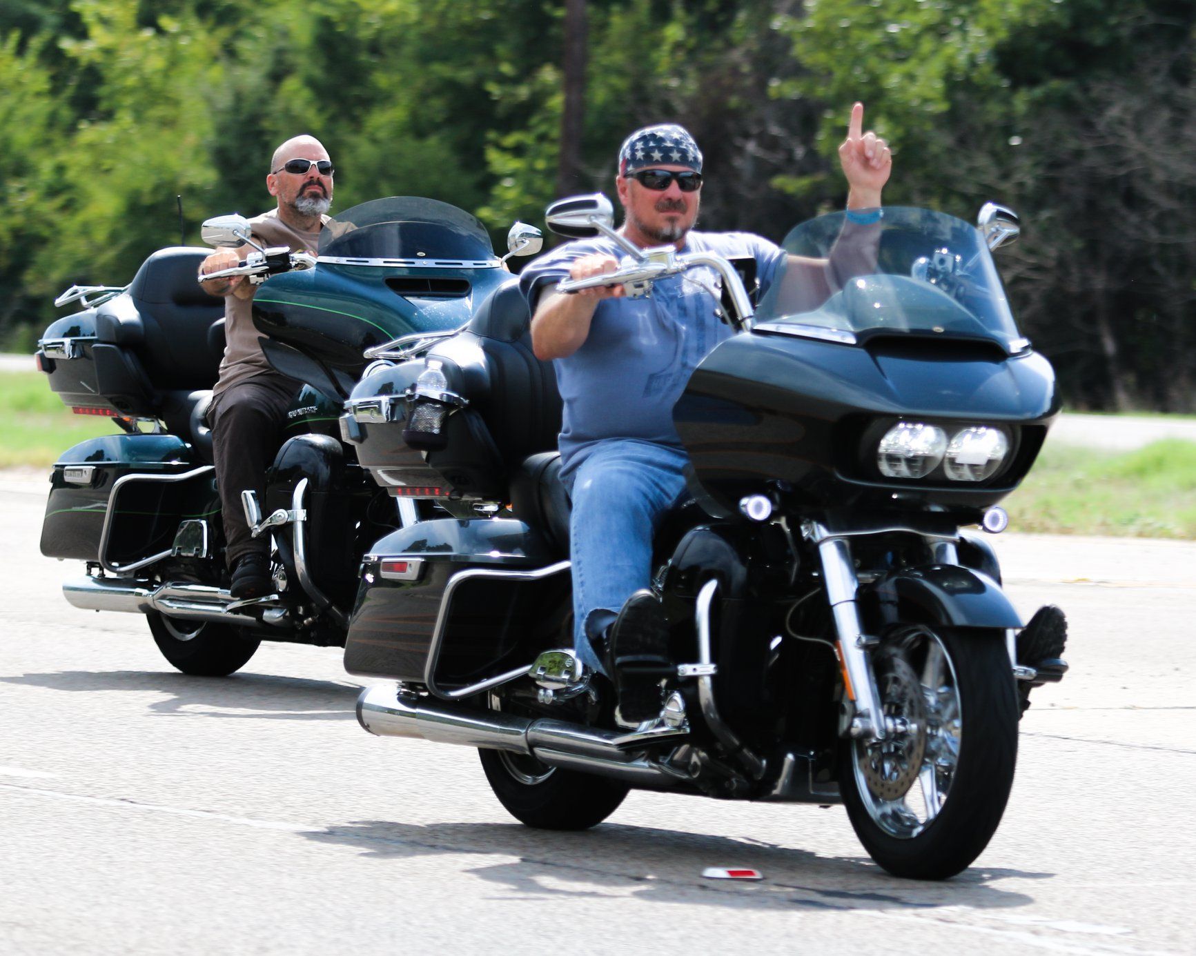 Largest parade of Harley Davidson motorcycles, world record set in Paris, Texas