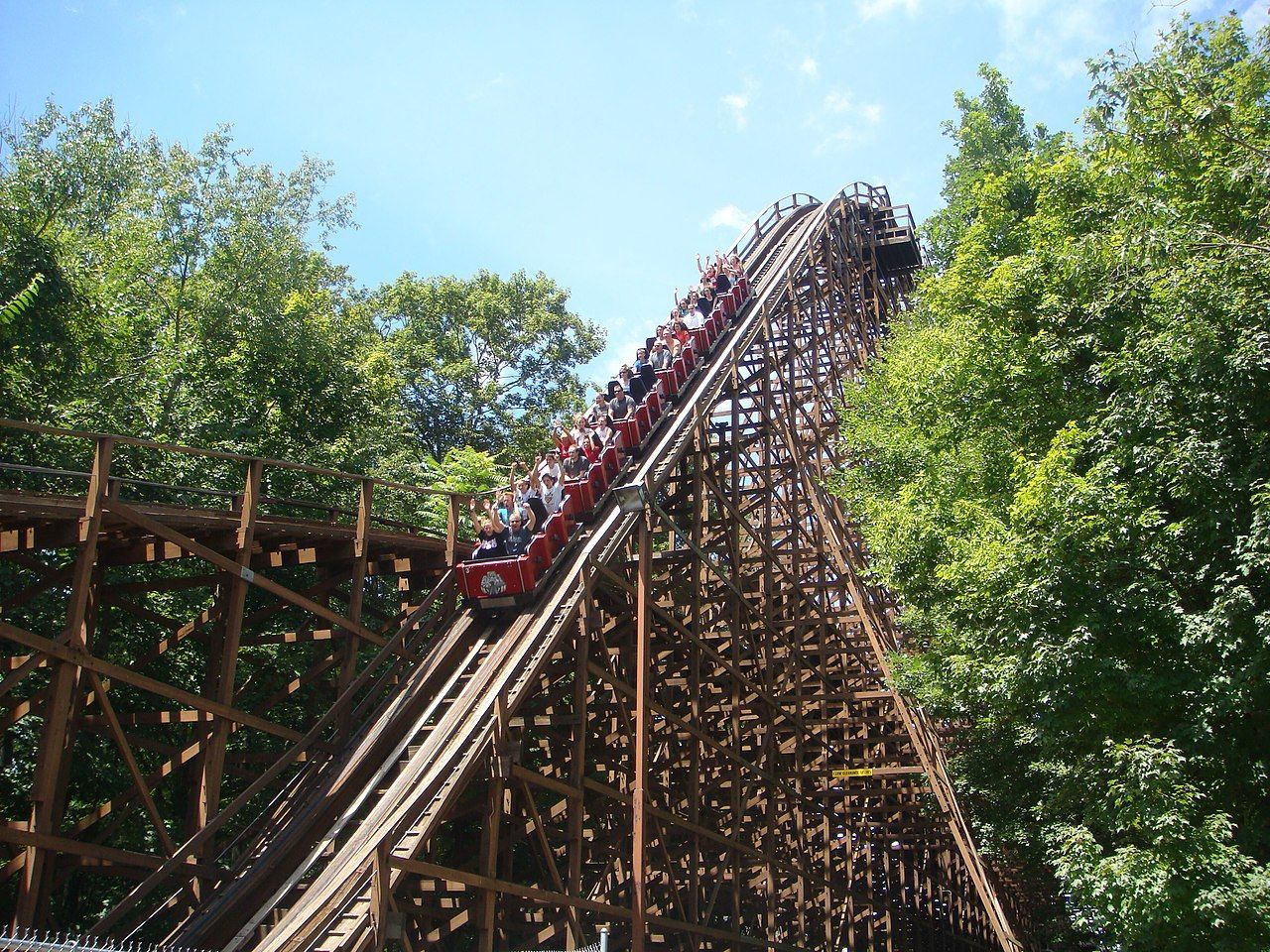 World’s Longest Wooden Roller Coaster, world record set in Mason, Ohio World’s Longest Wooden Roller Coaster, world record set in Mason, Ohio