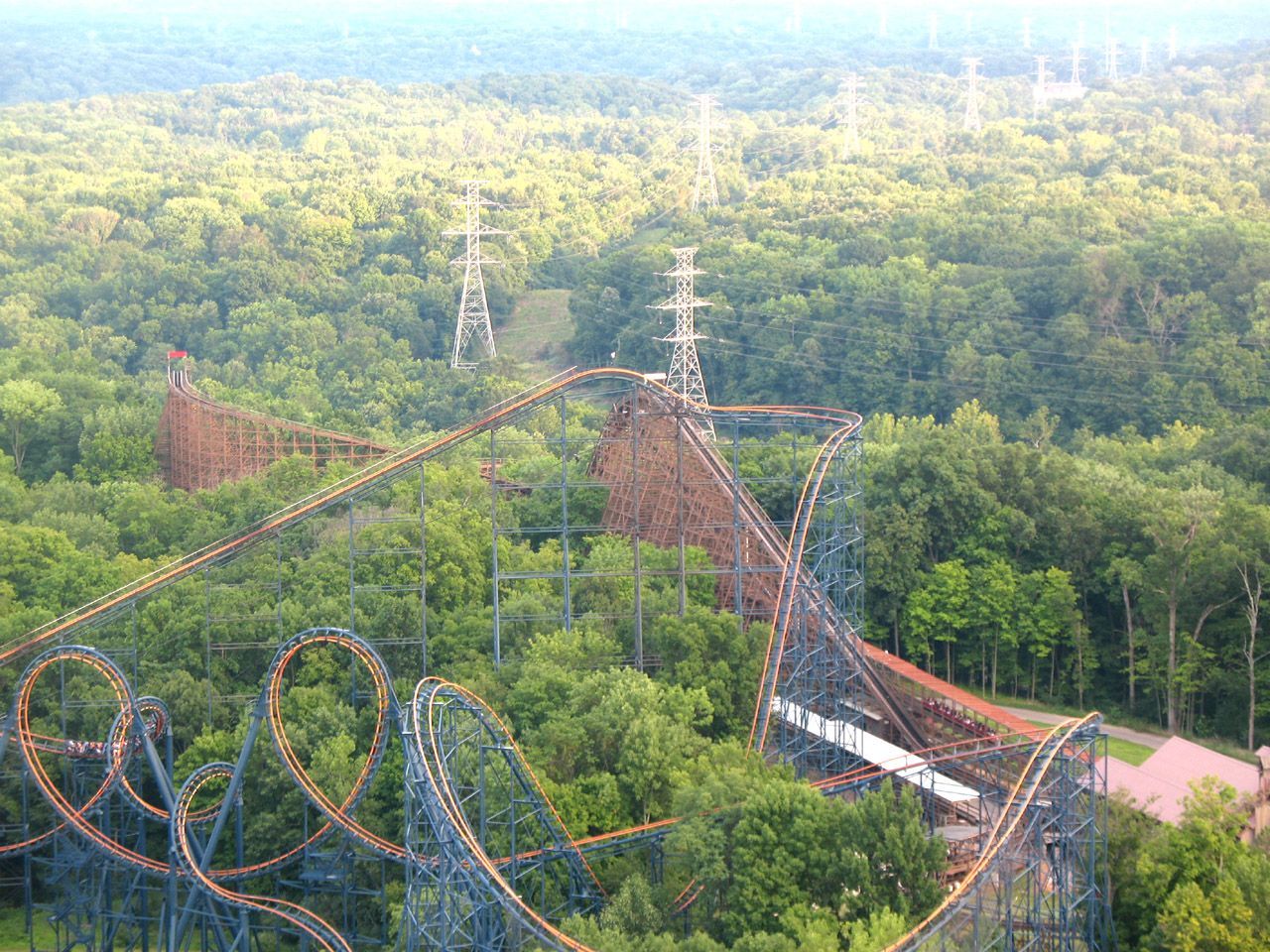 World’s Longest Wooden Roller Coaster, world record set in Mason, Ohio