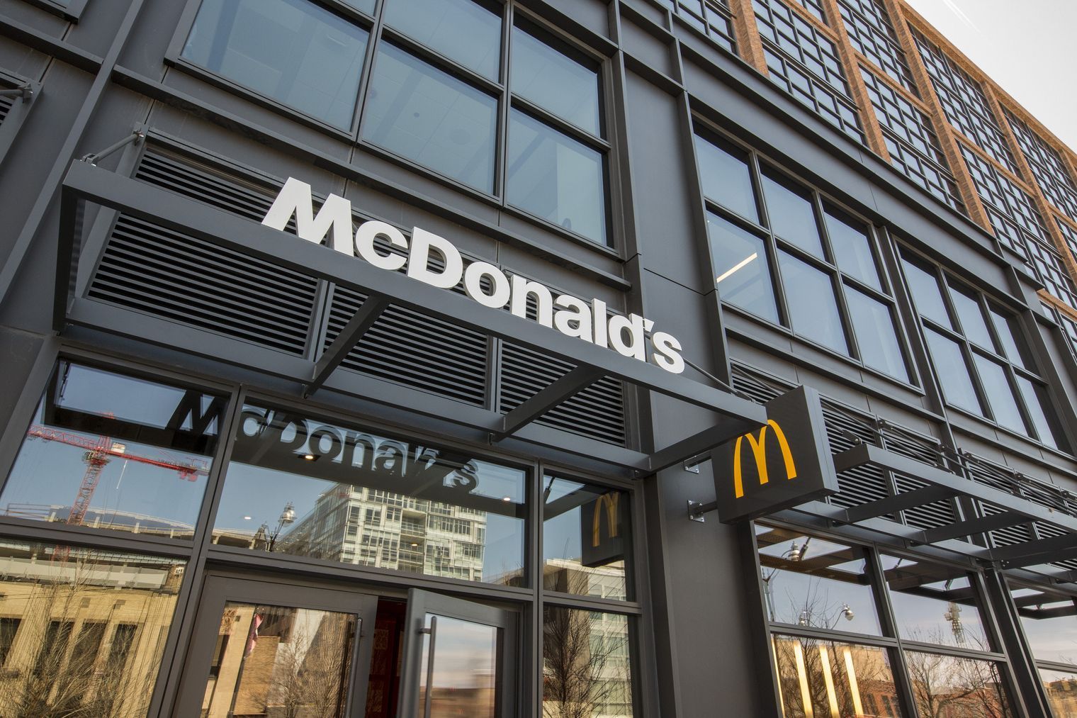 World's Largest Fast Food Restaurant Chain, world record set by McDonald's
