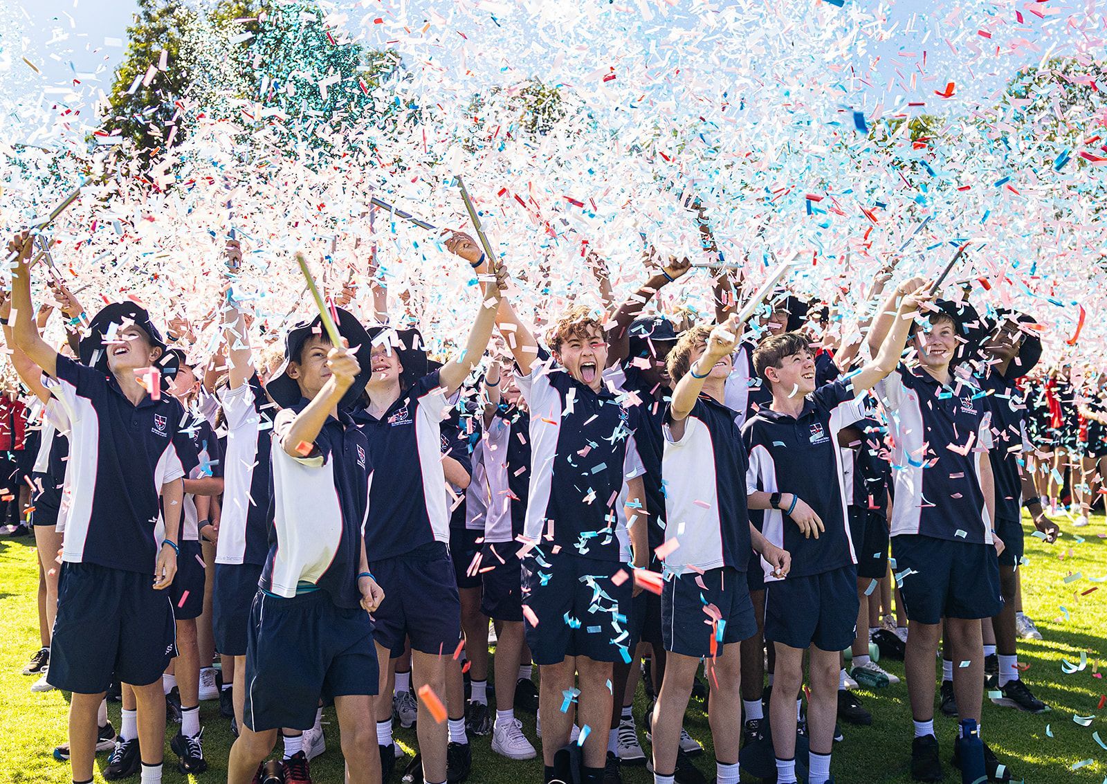 Most people launching confetti cannons simultaneously, world record set in Perth, Australia