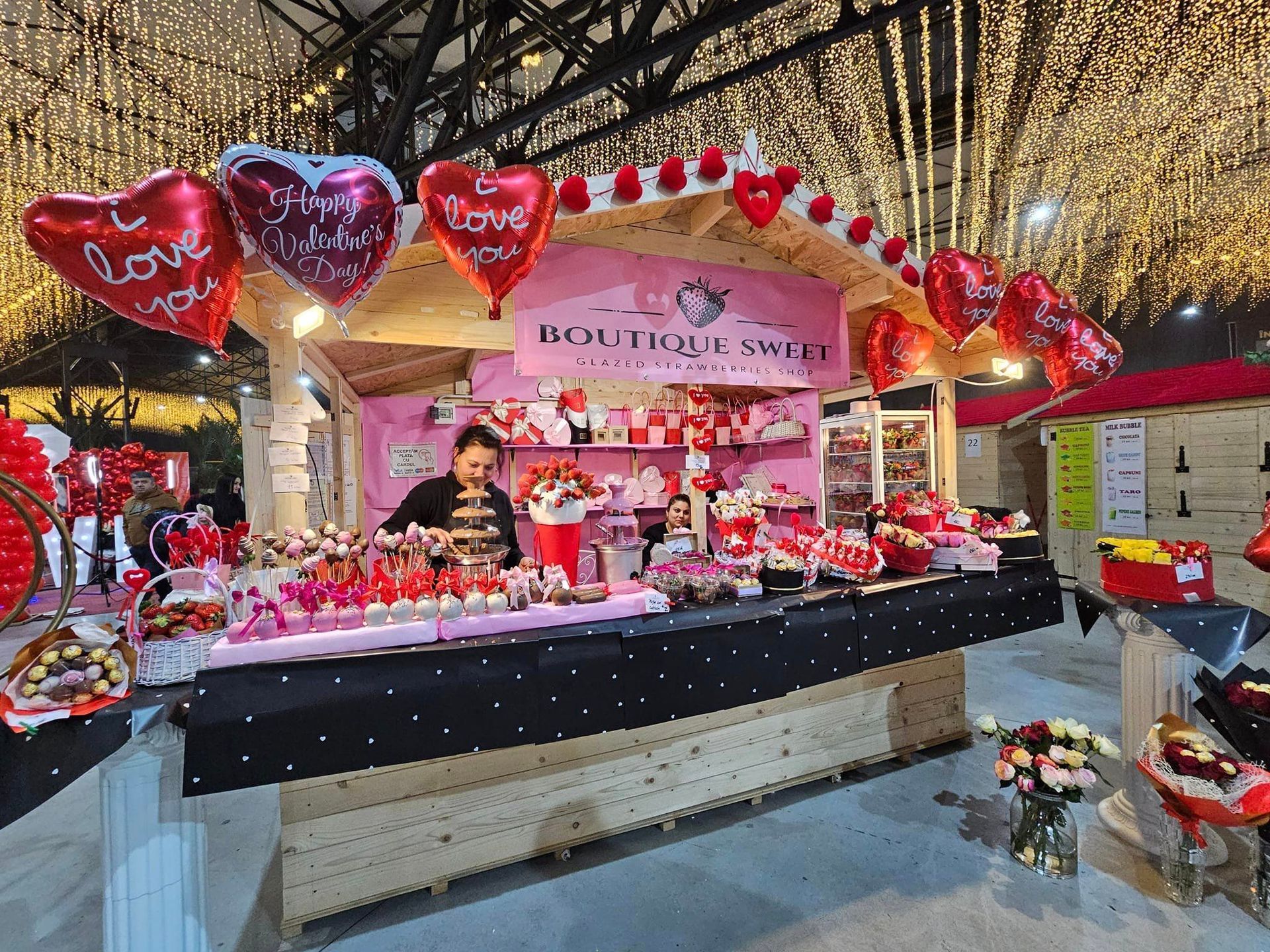 World's Largest Indoor and Outdoor Christmas Market, Laminor Winter Wonderland sets world record