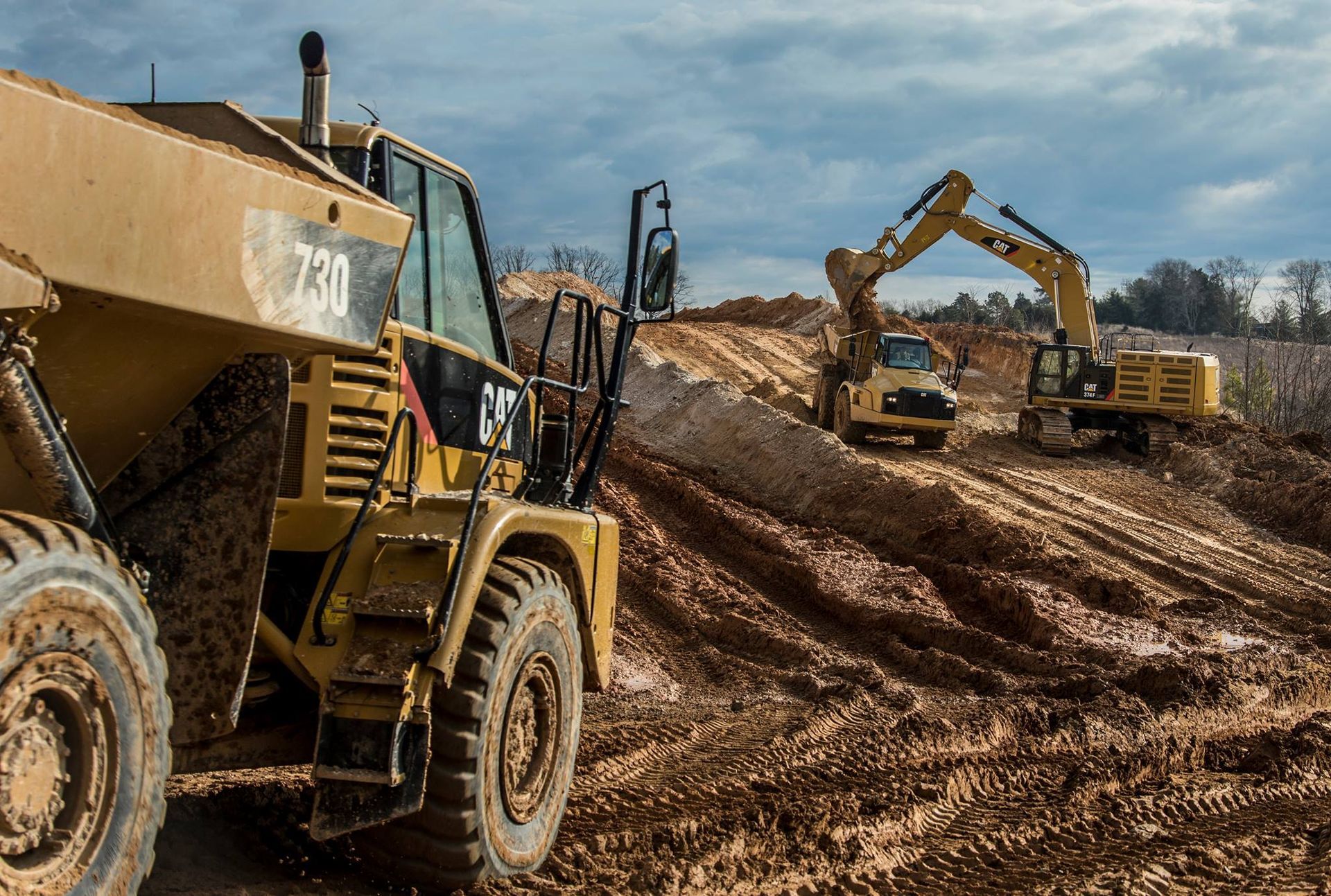 World's Largest Construction Equipment Manufacturer, Caterpillar sets world record
