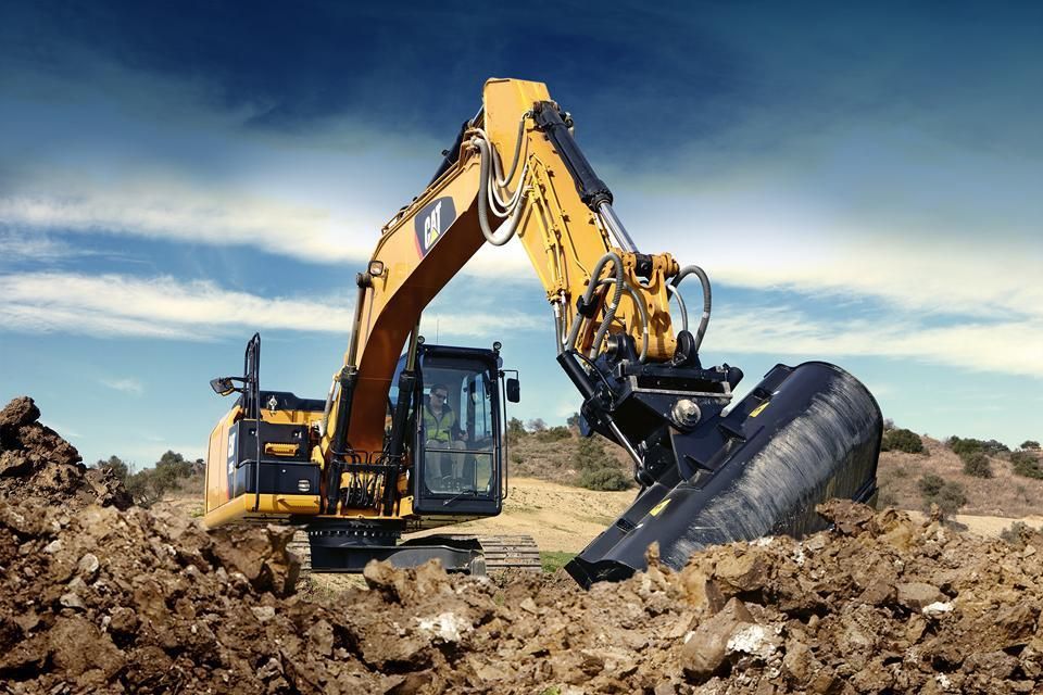 World's Largest Construction Equipment Manufacturer, Caterpillar sets world record
