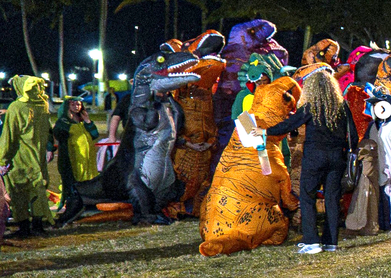 Largest gathering of people dressed as dinosaurs, Florida museum sets world record