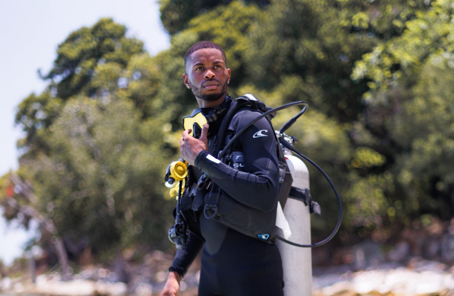 Fastest Scuba Dive Across All Seven Continents, Barrington Scott sets world record