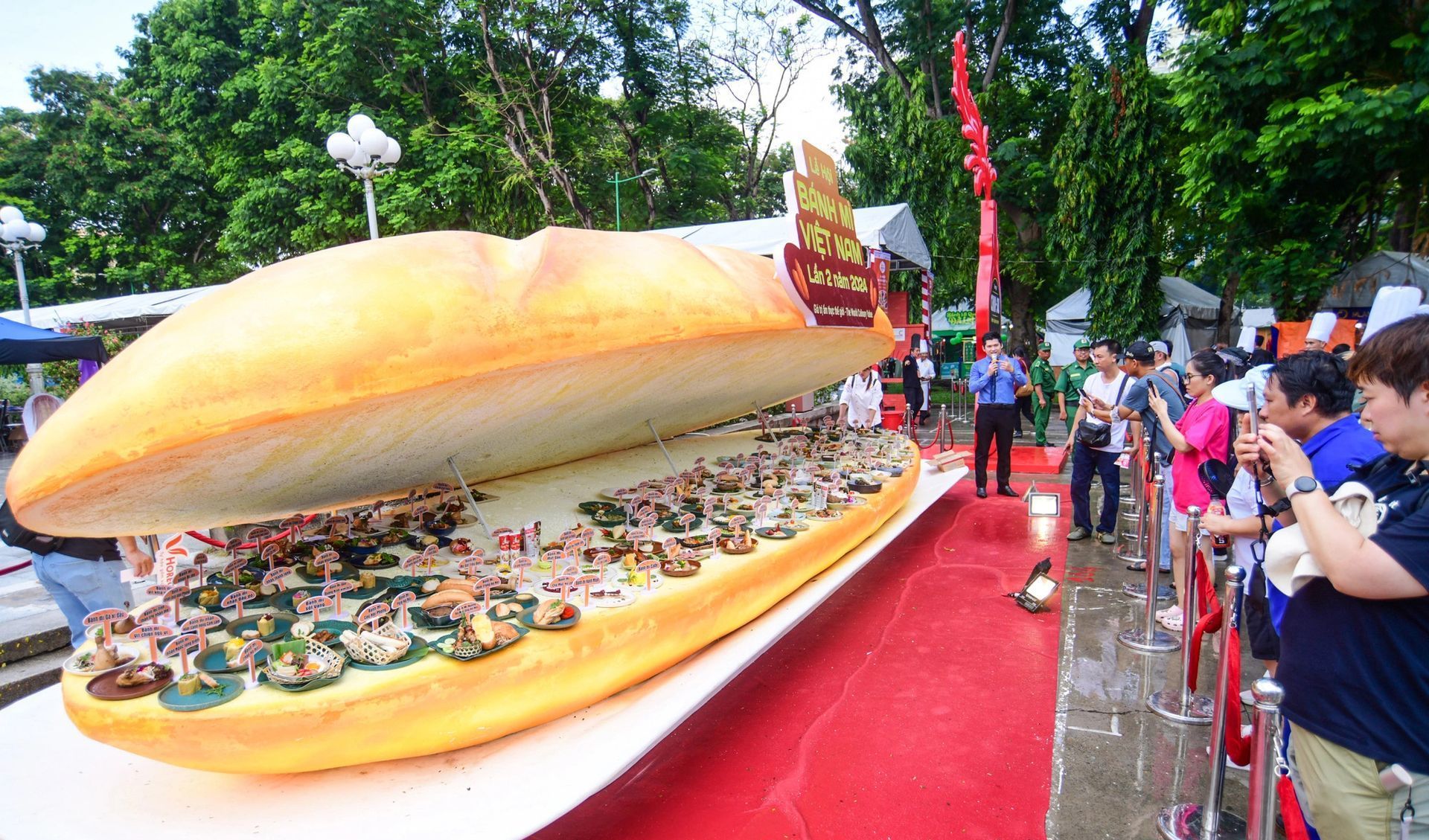 World's Largest Display of Filings and Toppings for Sandwiches, world record in Vietnam