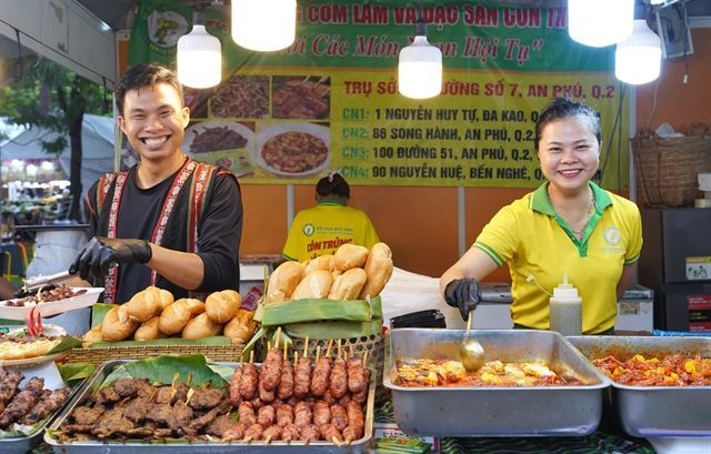 World's Largest Display of Filings and Toppings for Sandwiches, world record in Vietnam