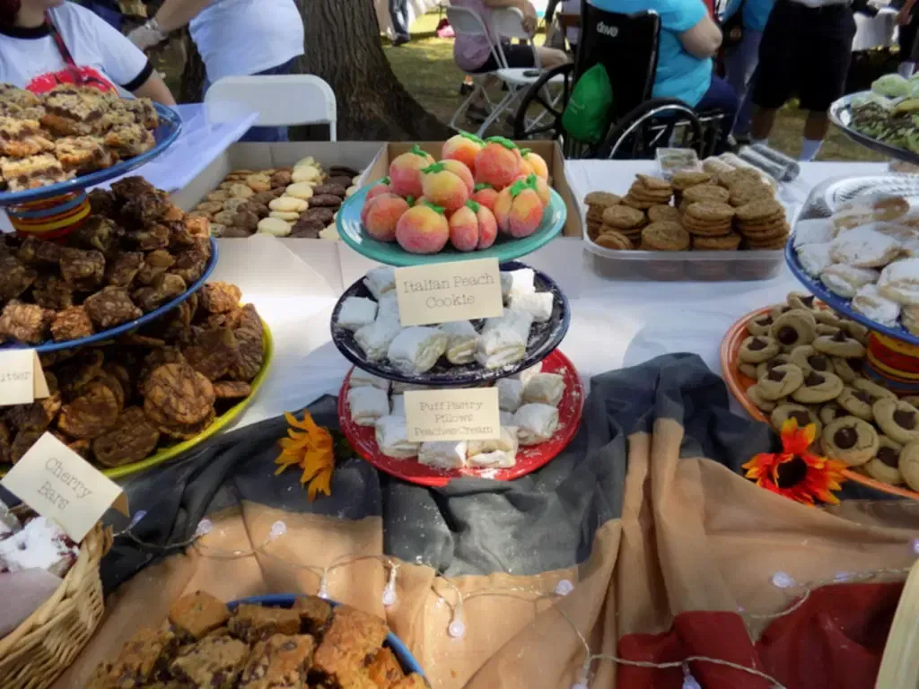 World's Largest Wedding Cookie Table, world record set in Monongahela, Pennsylvania