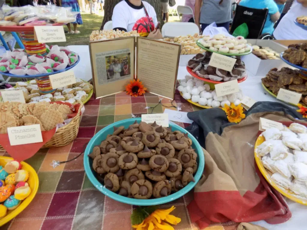 World's Largest Wedding Cookie Table, world record set in Monongahela, Pennsylvania