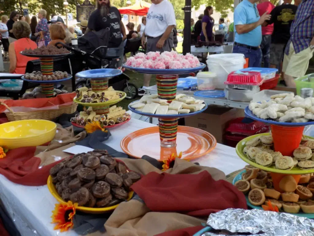 World's Largest Wedding Cookie Table, world record set in Monongahela, Pennsylvania