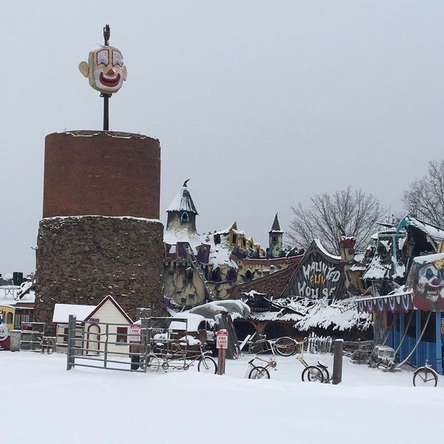 World's Largest Jack-in-the-Box, world record set in Middletown