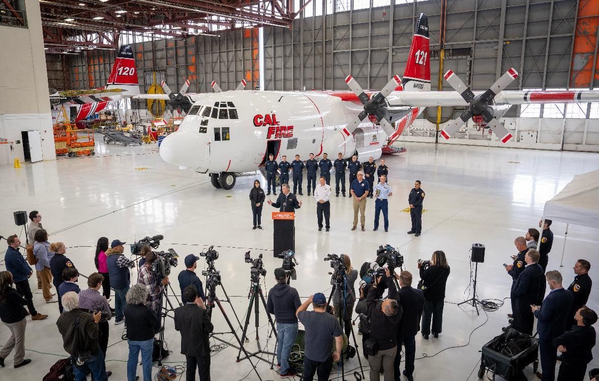 World’s Largest Aerial Firefighting Fleet, world record set by California World’s Largest Aerial Firefighting Fleet, world record set by California