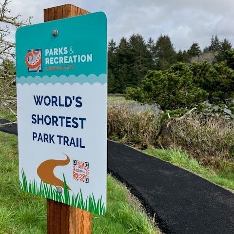 World's Shortest Park Trail, world record set in Lincoln City, Oregon World's Shortest Park Trail, world record set in Lincoln City, Oregon