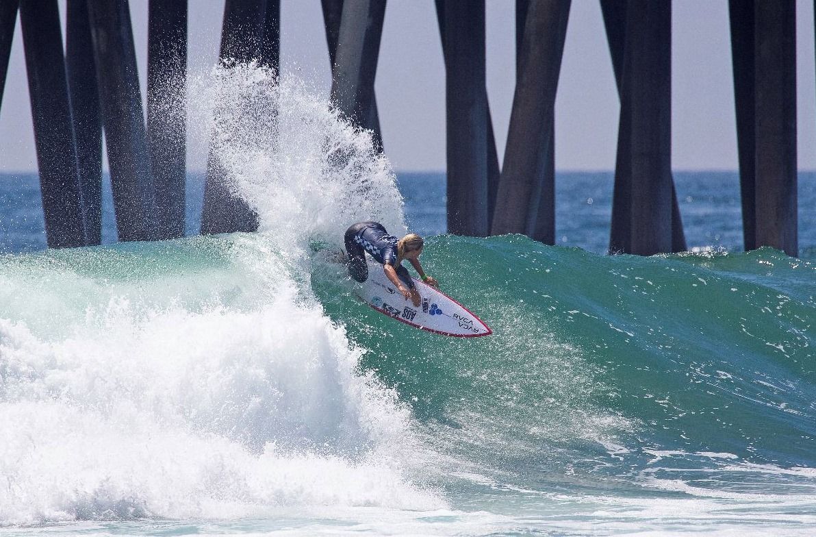 World's Largest Surfing Competition, world record in Huntington Beach, California
