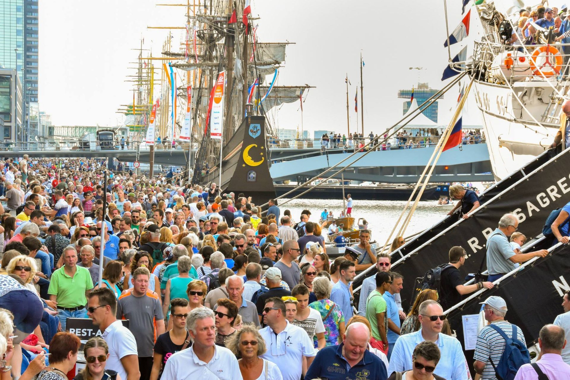 World's Largest Nautical Event, Sail Amsterdam sets world record