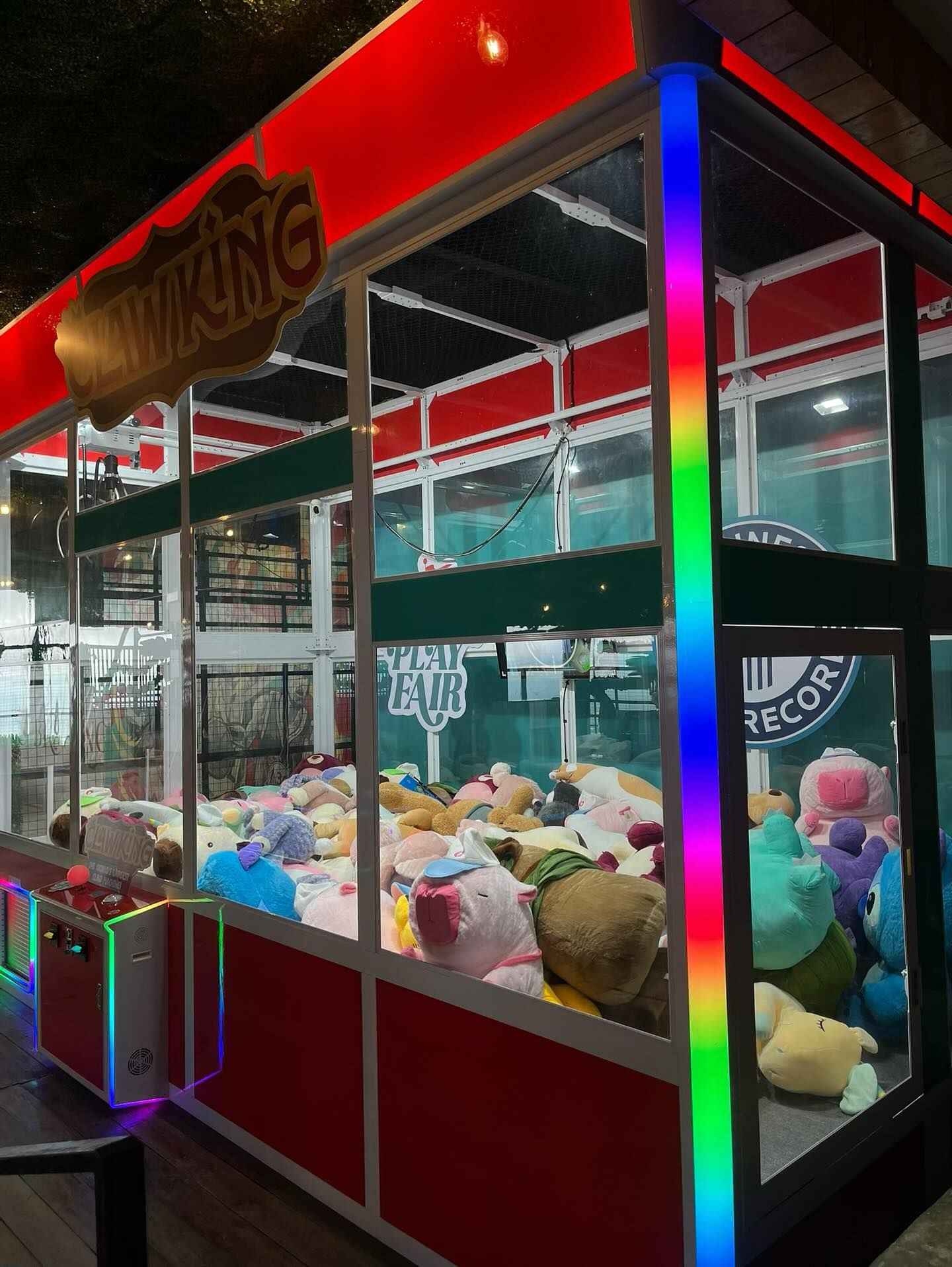 World's Largest Claw Machine, world record in Cebu, Philippines World's Largest Claw Machine, world record in Cebu, Philippines