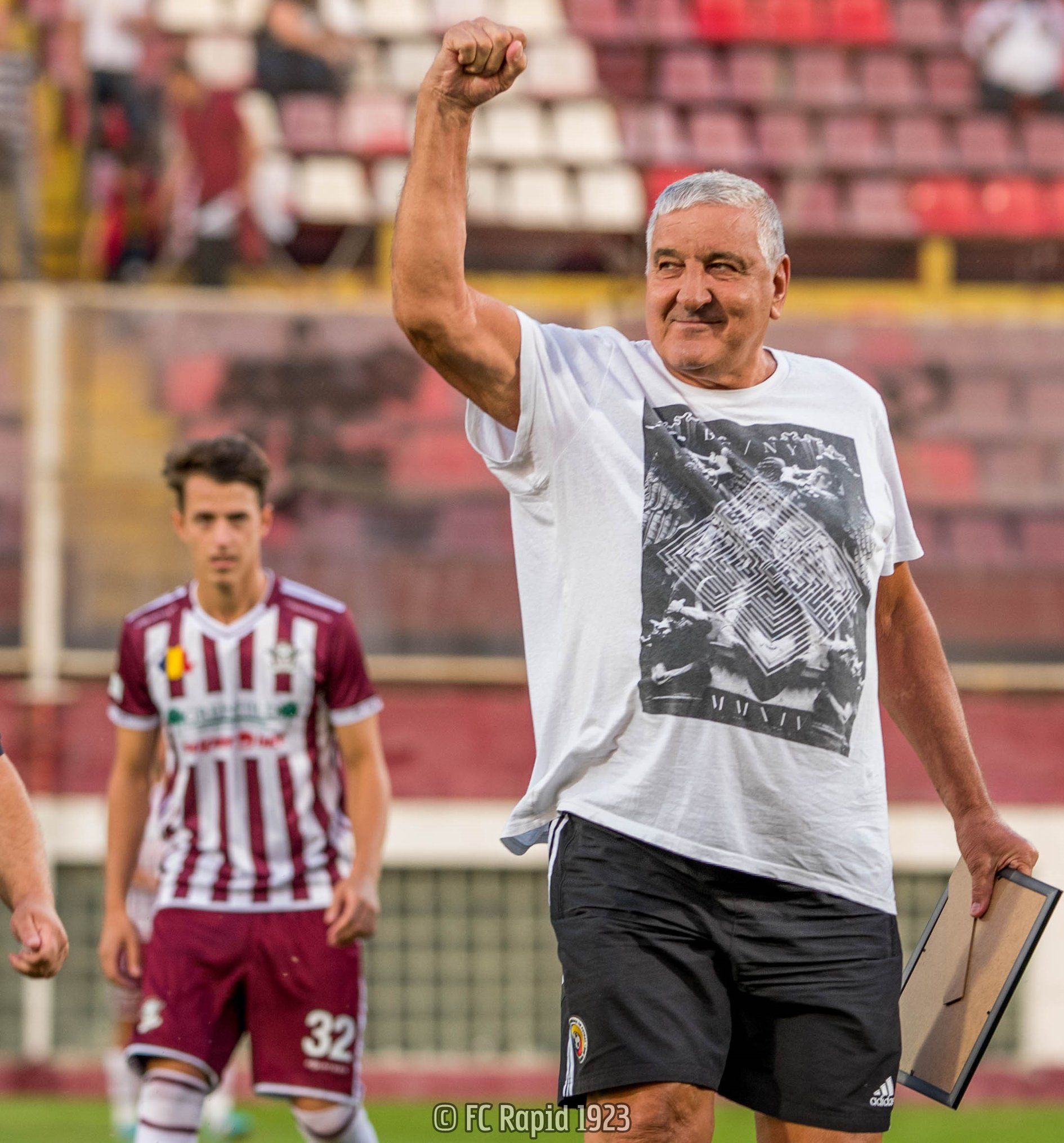 World's first goalkeeper to be caught offside, world record set by Rica Raducanu World's first goalkeeper to be caught offside, world record set by Rica Raducanu