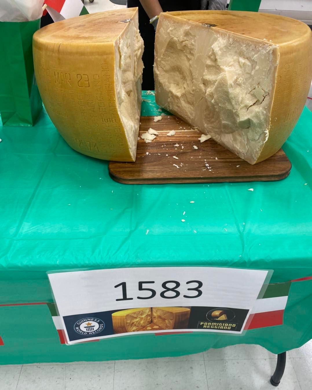Most parmesan cheese wheels cracked simultaneously, world record in Canada