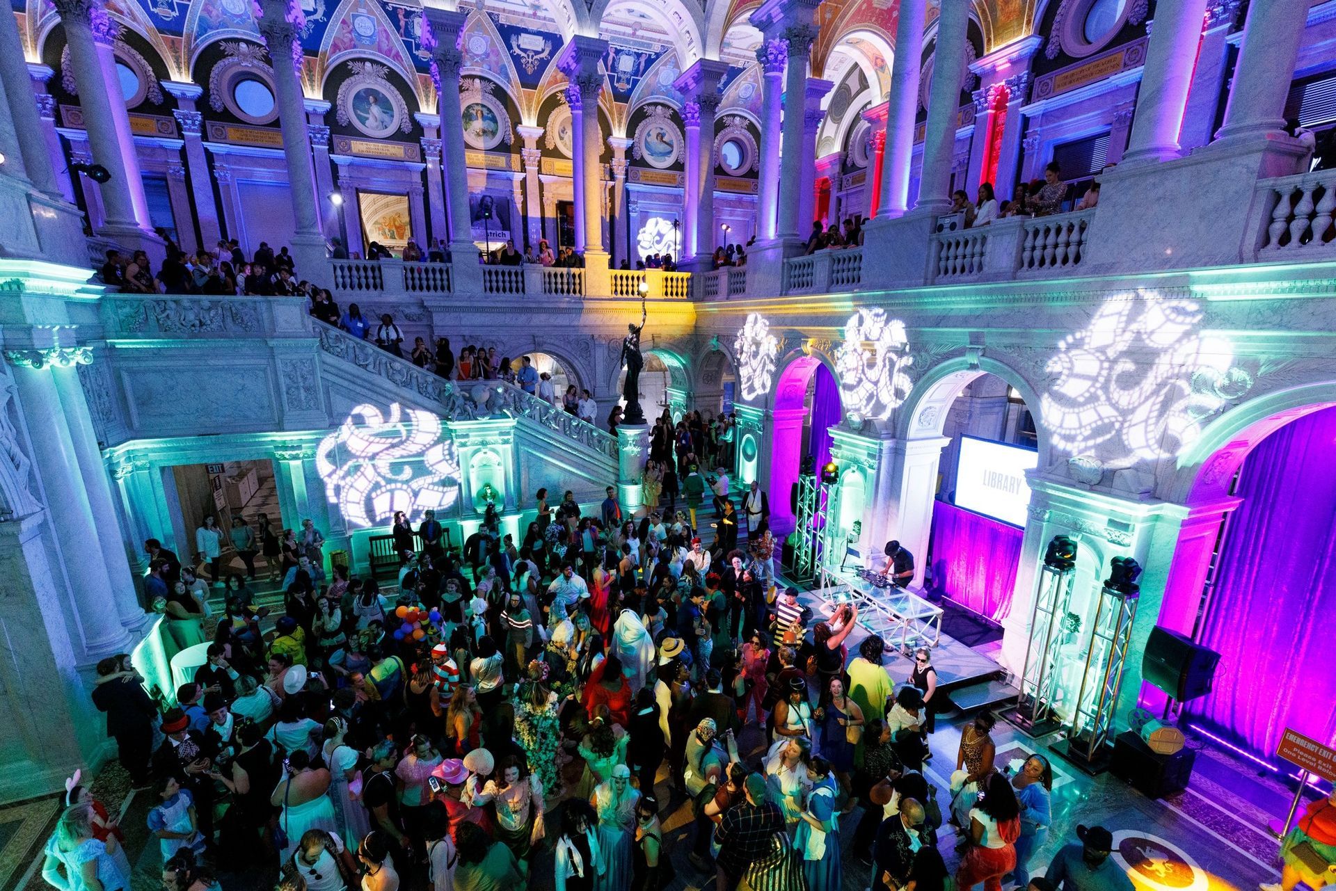 World’s Largest Library, world record set by The Library of Congress World’s Largest Library, world record set by The Library of Congress