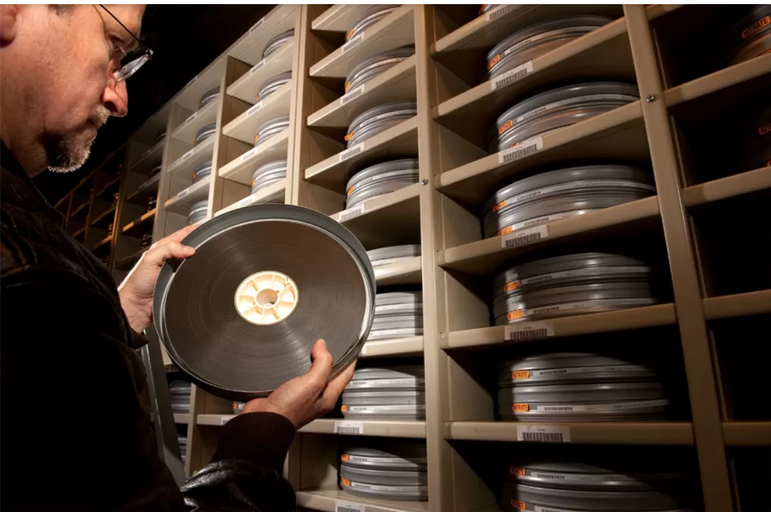 World’s largest  collection of audio-visual works, The Library of Congress sets world record