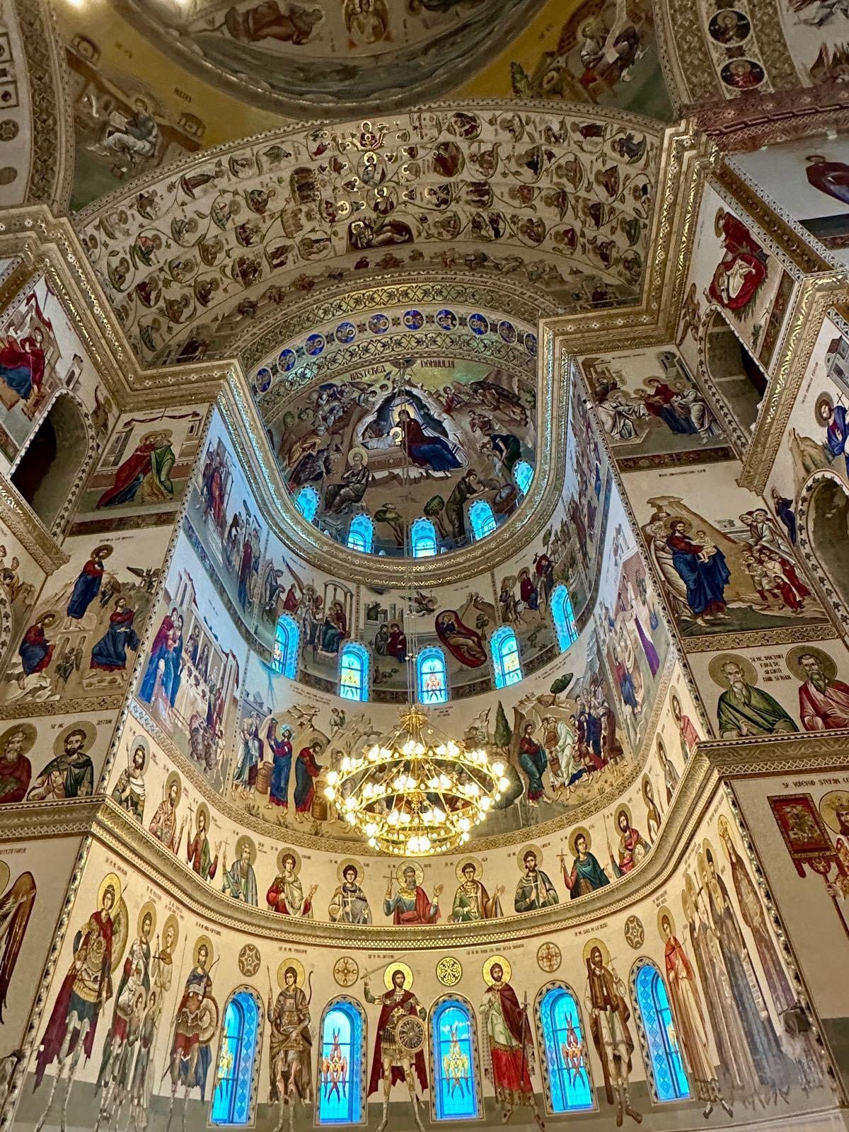 World's Largest Orthodox Cathedral, world record in Bucharest, Romania