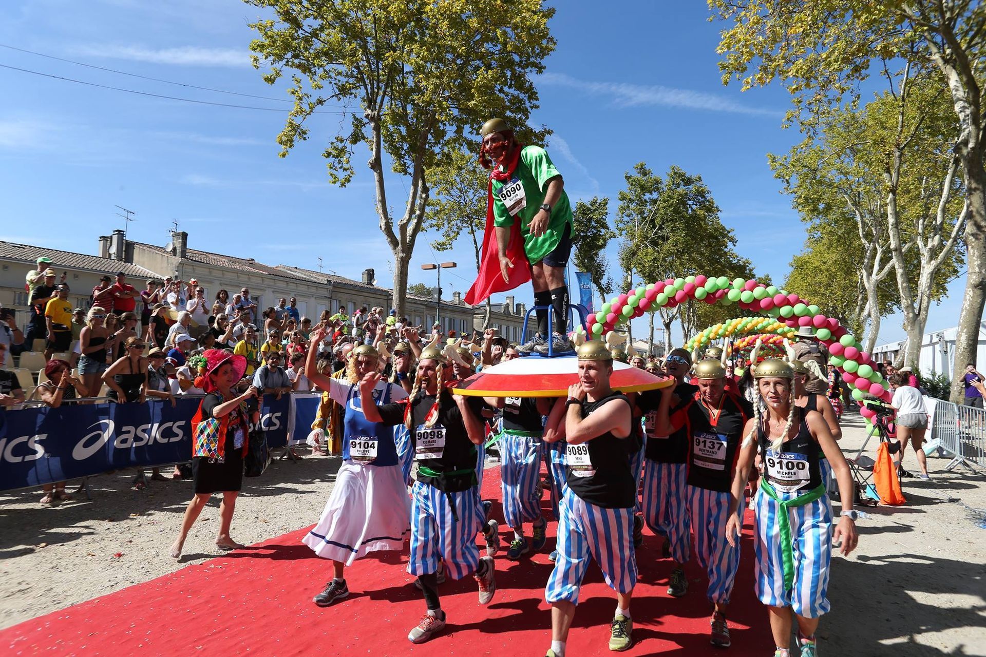 World's Booziest Marathon, the Marathon du Medoc sets world record