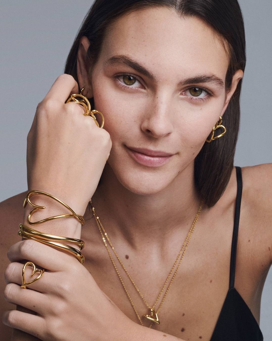 World's Largest Jewelry Brand, world record set by Pandora
