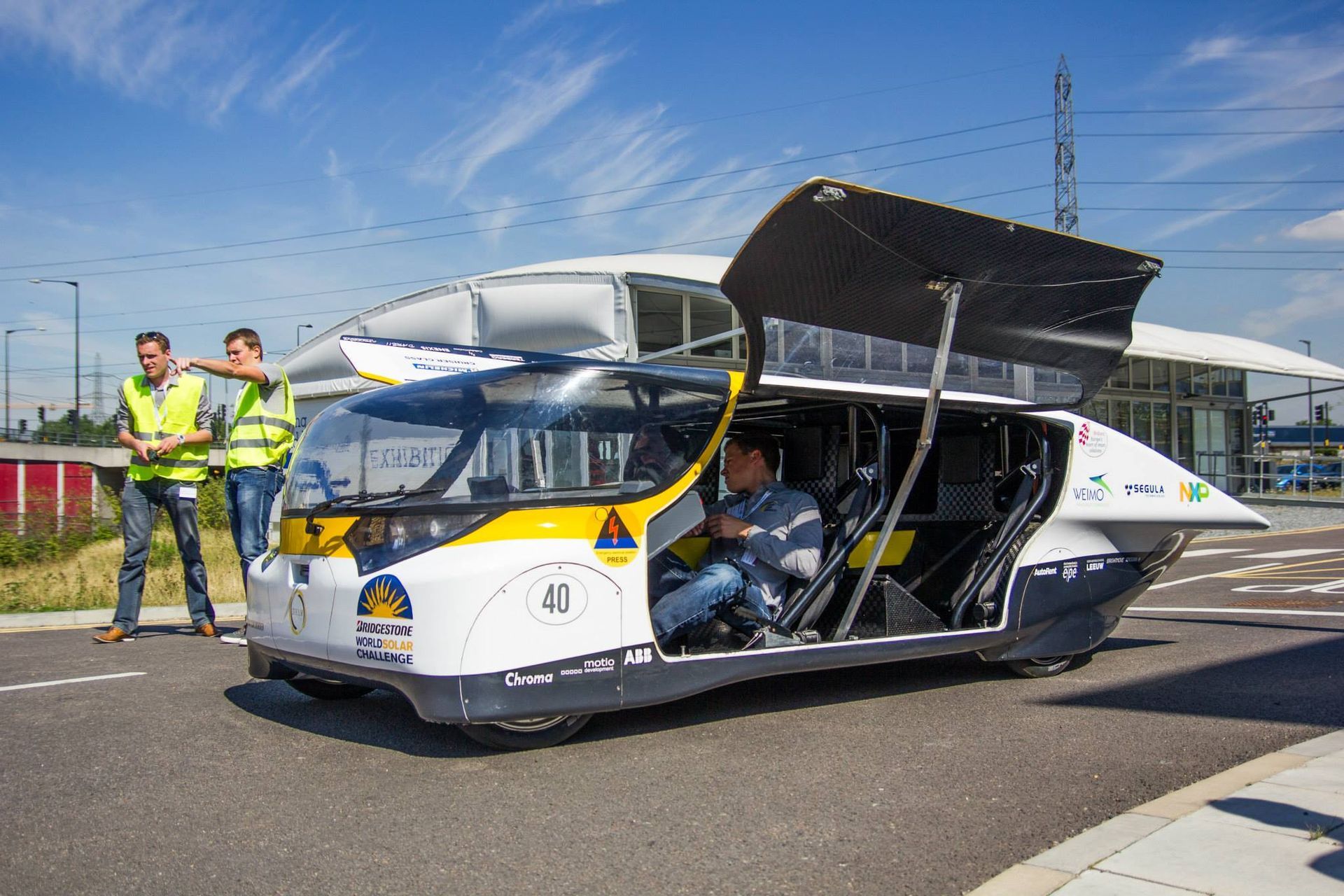 World's first solar-powered campervan, world record set by Stella Vita
