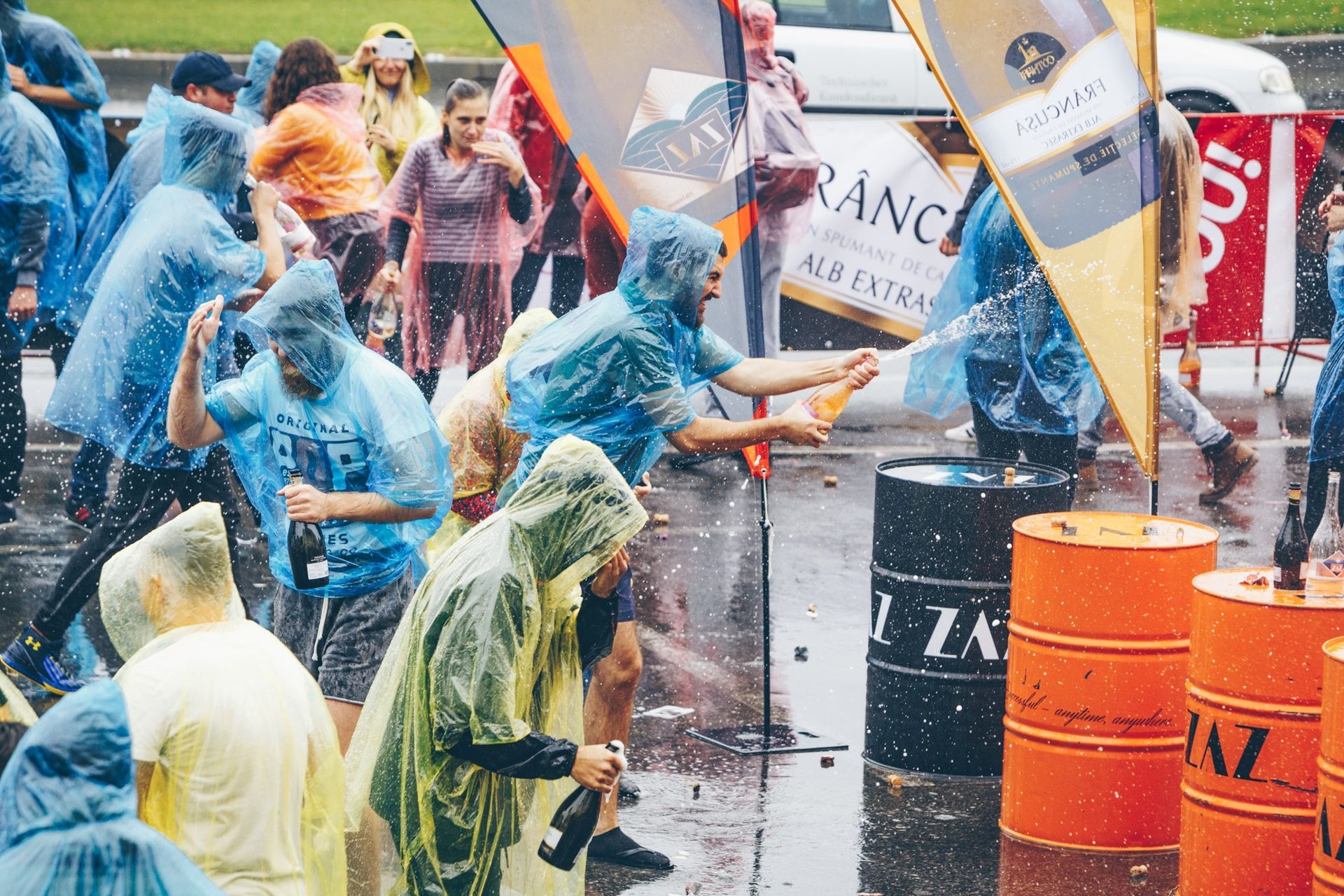 Largest champagne / sparkling wine fight: world record in Iasi, Romania Largest champagne / sparkling wine fight: world record in Iasi, Romania