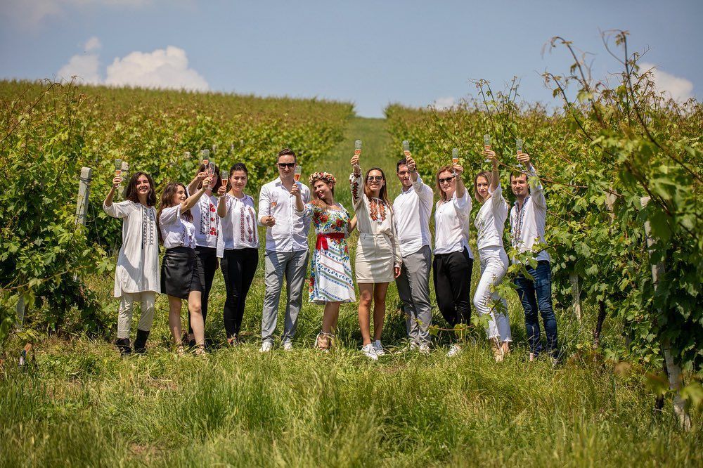 Largest champagne / sparkling wine fight: world record in Iasi, Romania Largest champagne / sparkling wine fight: world record in Iasi, Romania