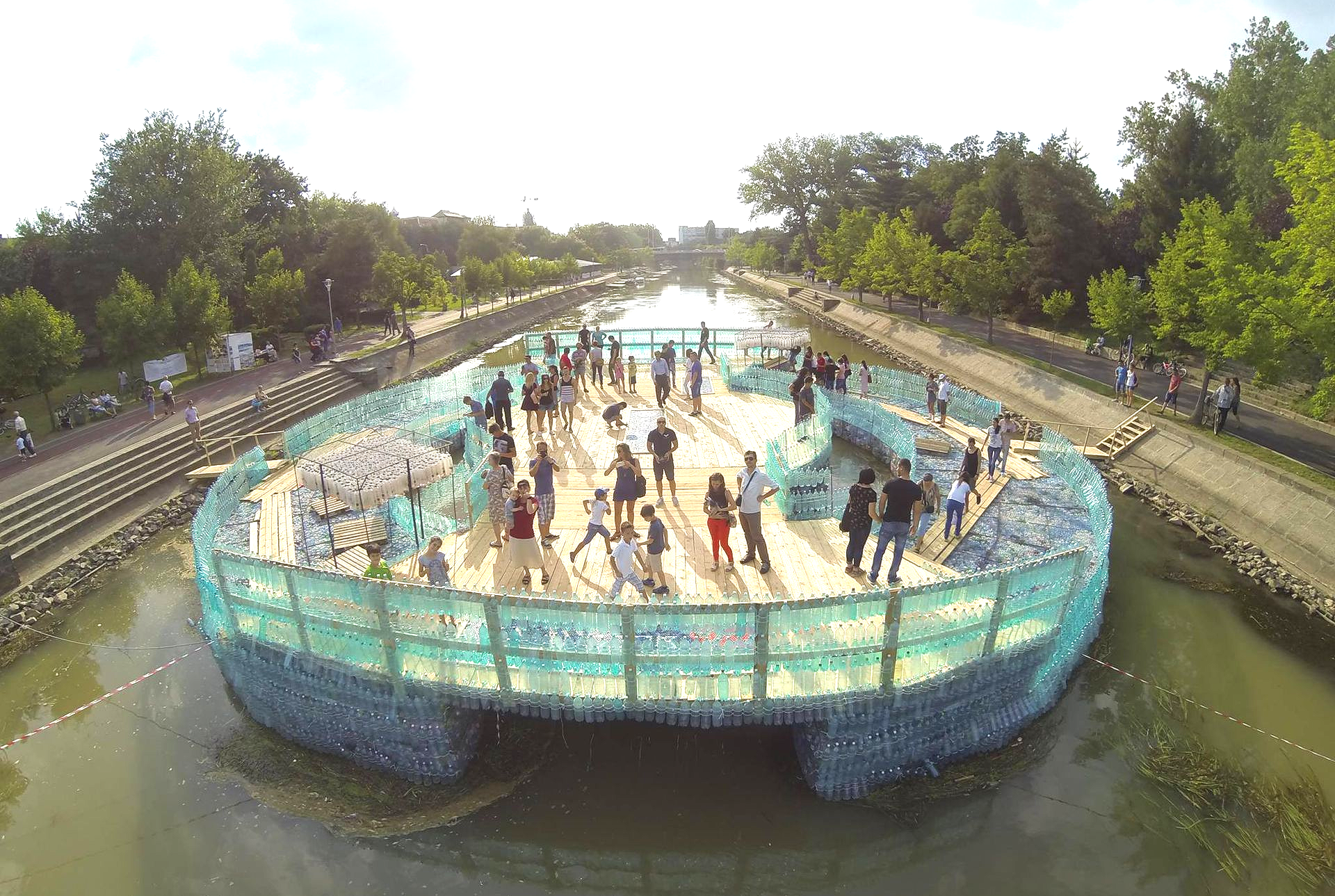 Largest bridge made of recycled plastic bottles, world record in Timisoara, Romania
Largest bridge made of recycled plastic bottles, world record in Timisoara, Romania