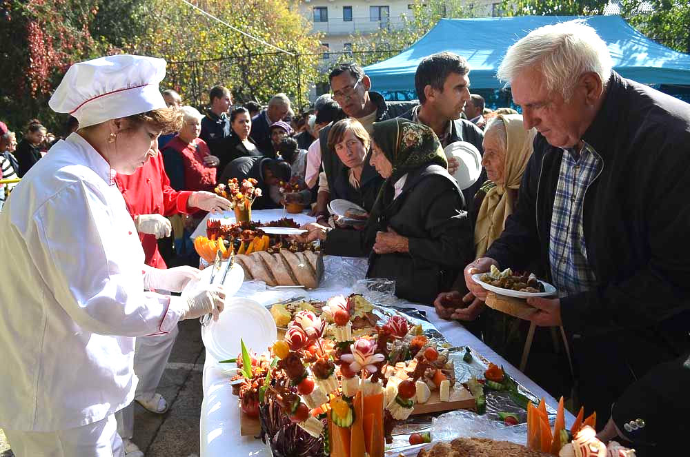 Largest serving of cabbage rolls, world record in Iași, Romania