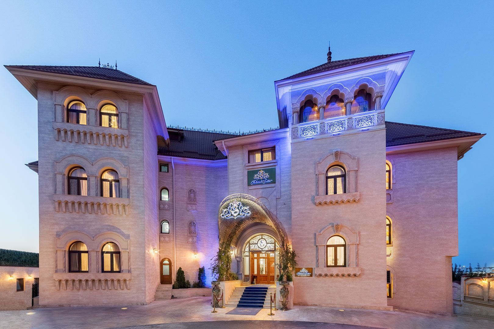 World's Longest Murano chandelier in a hotel, world record in Bucharest, Romania World's Longest Murano chandelier in a hotel, world record in Bucharest, Romania