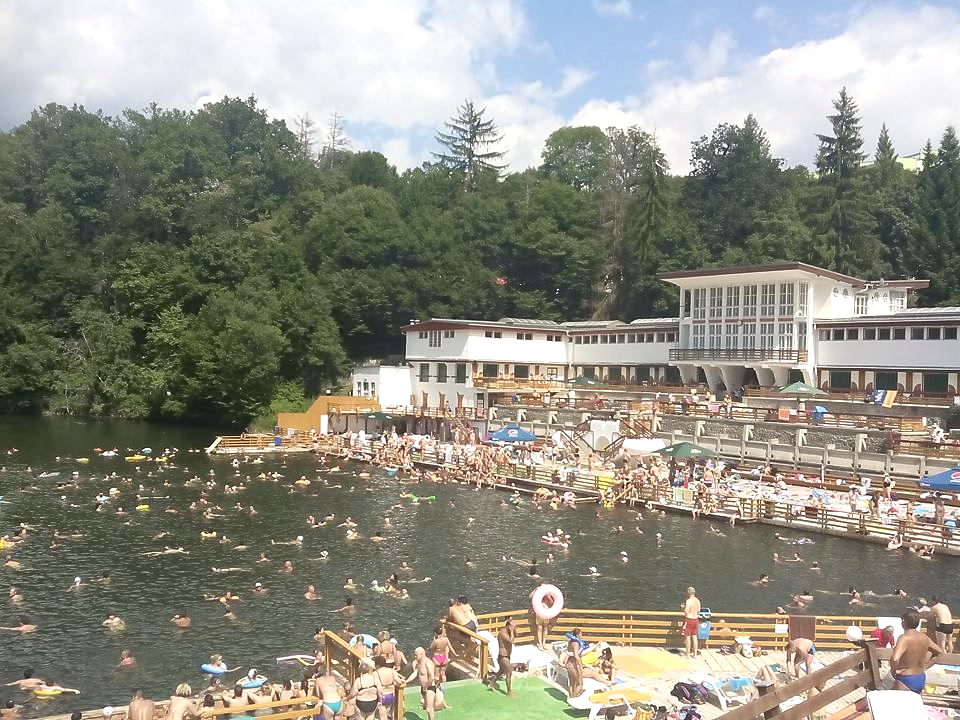 World's Largest Heliotherm Lake, world record set by The Bear Lake
