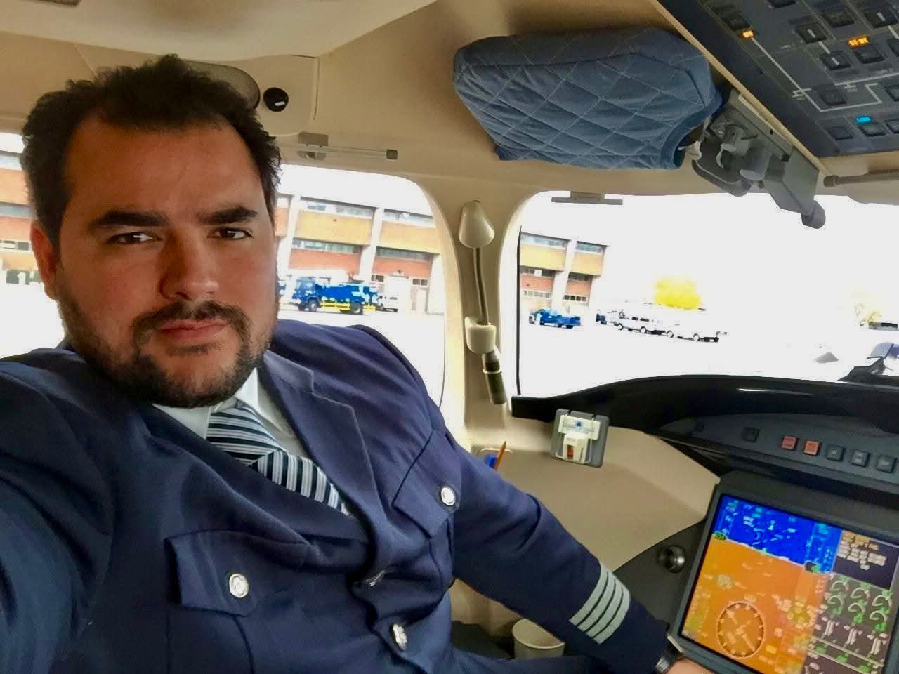 World’s youngest Transatlantic Jet Captain Pilot in Command, world record set by Captain Esteban Lopez Rosas
