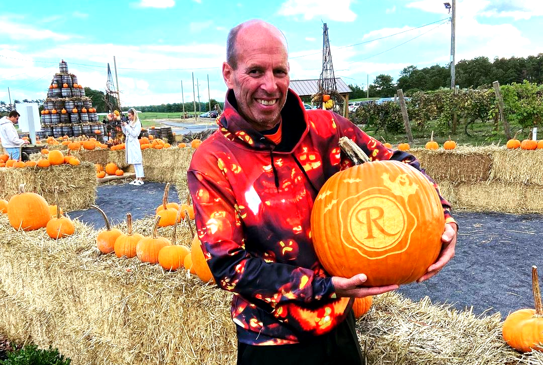 Fastest pumpkin carver--world record set by Steve Clarke