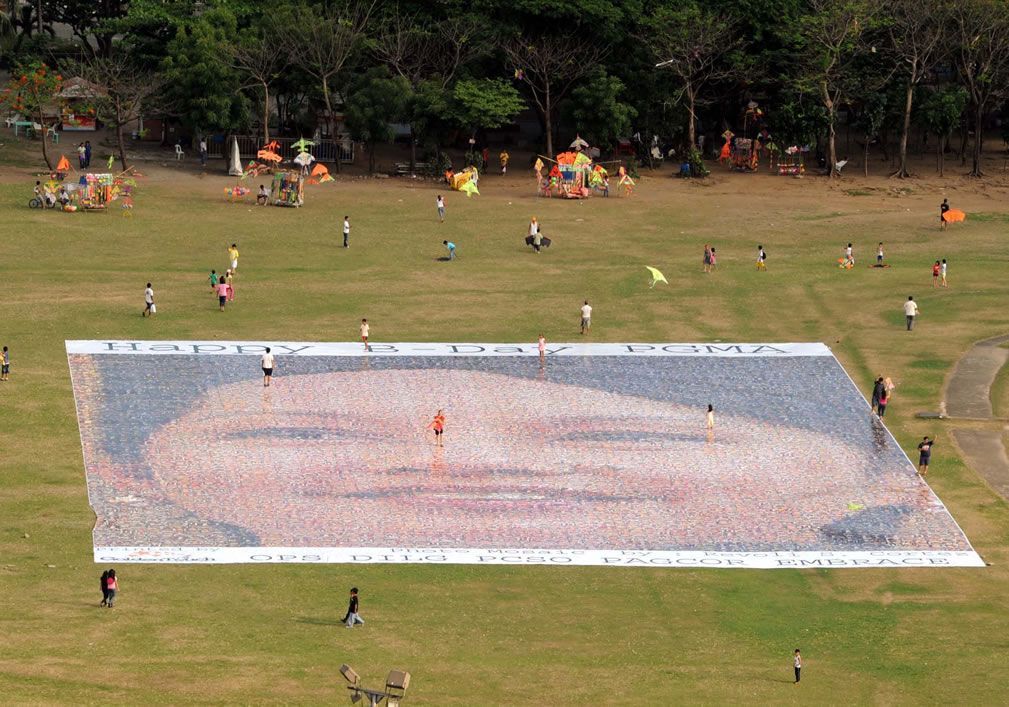  Largest Photo Mosaic-world record set by The Philippines
