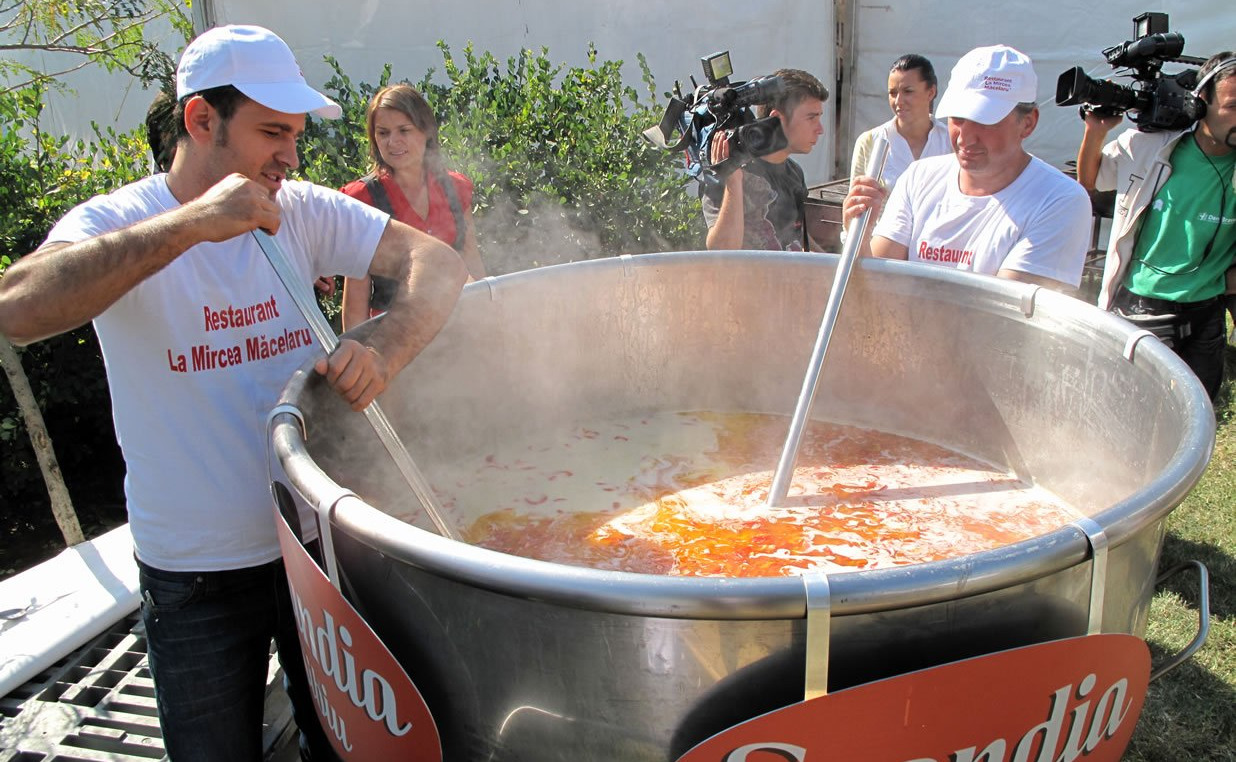 Largest Tripe Soup: Scandia Sibiu
   